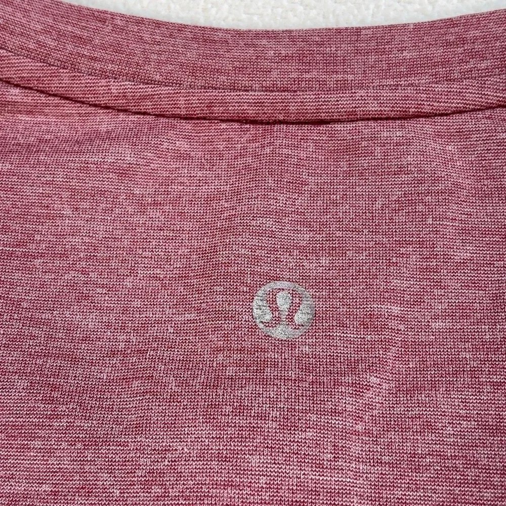 Lululemon T.H.E. HenleyShirt Men's 2XL* Heathered Rosewood Red Logo *SMALL HOLE* - Picture 15 of 16